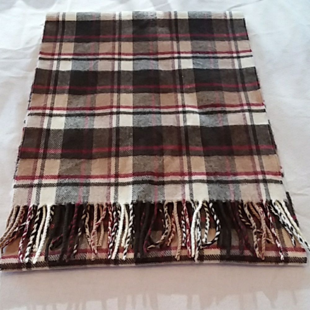 Hat & Scarf Bundle - Picture 6 of 8